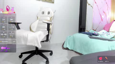 charlotte__milf online show from 02-07-26, 07:56