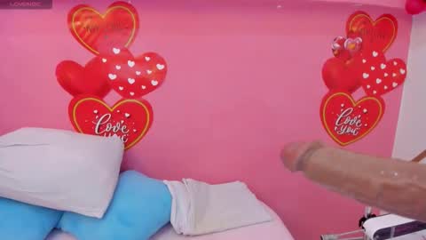 Charlotte  online show from 10-01-25, 04:02