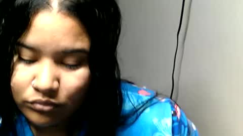 Snapshot of charlottequeen_21 chatting on 05-01-26, 12:21 charlottequeen_21 online show from 05-01-26, 12:21