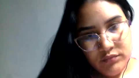 Snapshot of charlottequeen_21 chatting on 06-10-26, 02:45 charlottequeen_21 online show from 06-10-26, 02:45