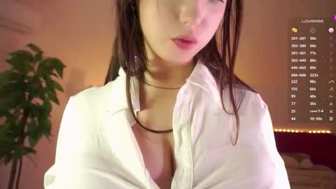 Sofia online show from 03-08-26, 05:39