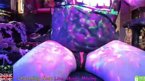 Snapshot of charming__man chatting on 06-18-26, 05:50 3 of 9 Borg online show from 06-18-26, 05:50