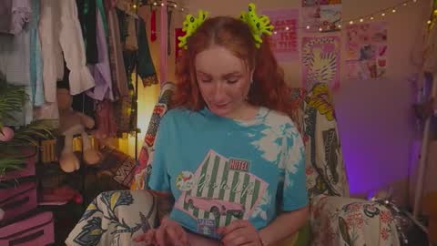 Lissa online show from 11-14-25, 03:00