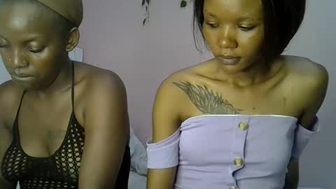 Snapshot of charmingdime chatting on 04-19-26, 08:22 charmingdime online show from 04-19-26, 08:22