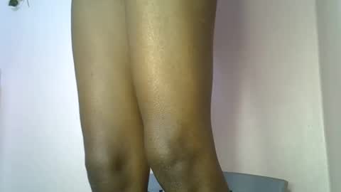 Snapshot of charmingdime chatting on 05-14-26, 10:16 charmingdime online show from 05-14-26, 10:16