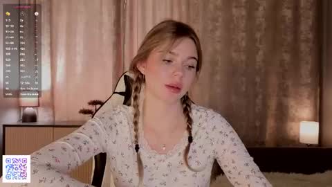 Emilia online show from 06-09-26, 04:35
