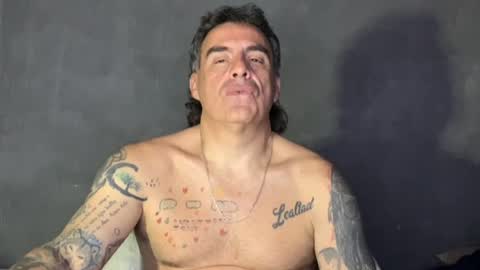 chato012 online show from 08-09-26, 03:23