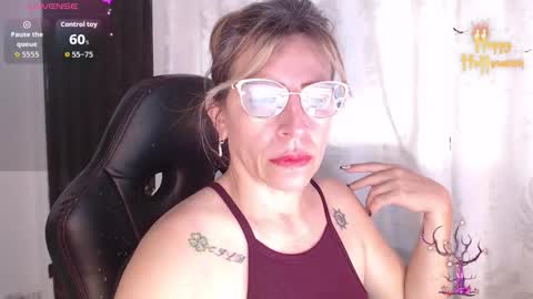 CHAYLA VICTORIA RUIZ  online show from 12-01-25, 09:20