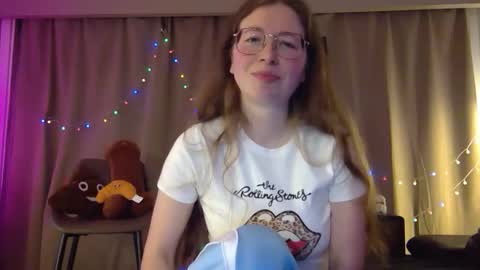 Snapshot of cheekynightowl chatting on 03-31-26, 10:32 CheekyNightOwl online show from 03-31-26, 10:32