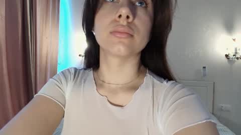 Amelia online show from 04-14-26, 07:58