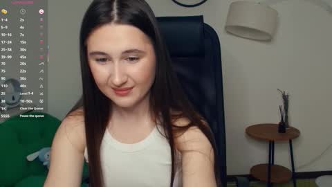 chelsiecleal online show from 02-13-26, 07:43