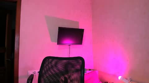 Chelsy  Luxe  online show from 05-30-26, 05:15