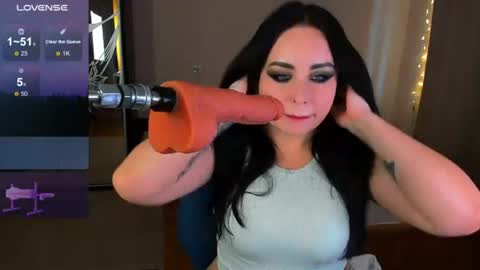 Emily online show from 07-11-26, 11:46