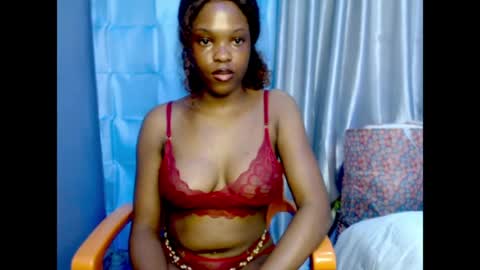 Sophie online show from 06-02-26, 08:49