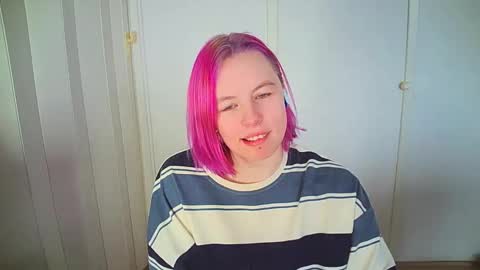 Snapshot of cherrybaby_0 chatting on 02-07-26, 07:01 cherrybaby_0 online show from 02-07-26, 07:01