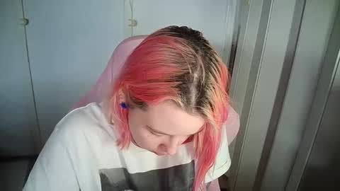 cherrybaby_0 online show from 05-10-26, 12:21