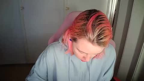 cherrybaby_0 online show from 05-11-26, 10:21