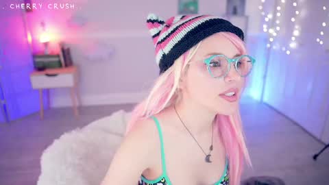 Cherry Crush  online show from 05-13-26, 07:00