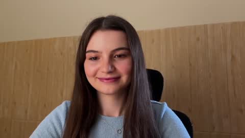 Lina online show from 01-29-25, 08:18