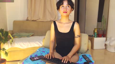 Cereza online show from 12-15-24, 04:40