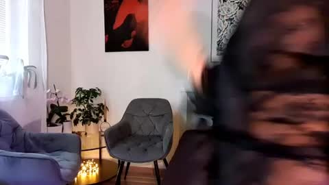 Kira online show from 06-28-26, 05:41