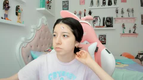 cherrycute666 online show from 04-22-26, 10:44