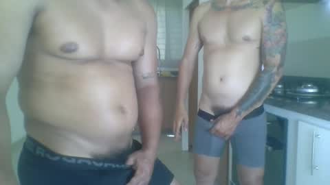 Snapshot of cherryvibes69 chatting on 04-21-26, 02:51 --- online show from 04-21-26, 02:51