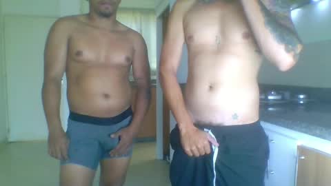 Snapshot of cherryvibes69 chatting on 05-08-26, 02:06 --- online show from 05-08-26, 02:06