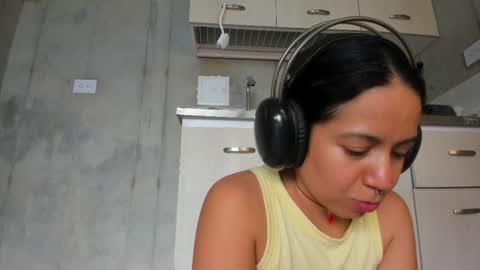 Chiara fustox online show from 03-24-26, 10:15