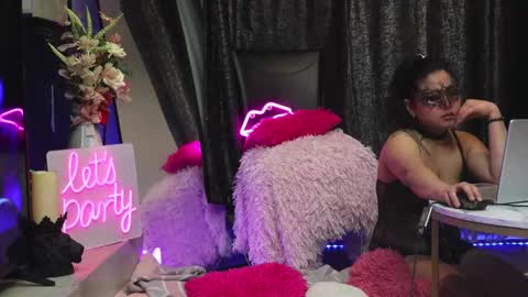 Snapshot of chicababe29 chatting on 02-18-26, 07:32 Chicababe29 online show from 02-18-26, 07:32