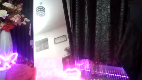 Snapshot of chicababe29 chatting on 03-15-26, 08:26 Chicababe29 online show from 03-15-26, 08:26