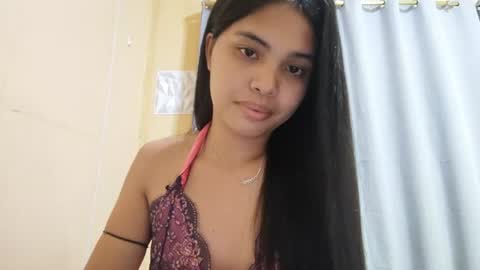 Snapshot of chictemptation_ chatting on 06-18-26, 09:14 CRISTINE3. online show from 06-18-26, 09:14