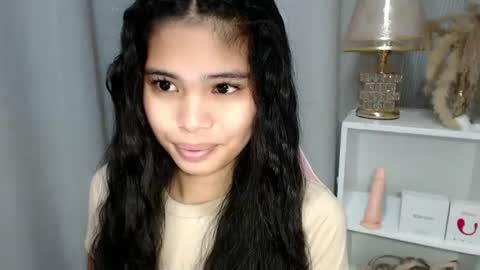 Snapshot of chictemptation_ chatting on 07-06-26, 10:56 CRISTINE3. online show from 07-06-26, 10:56