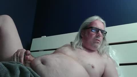 chiguitar online show from 11-04-25, 09:58