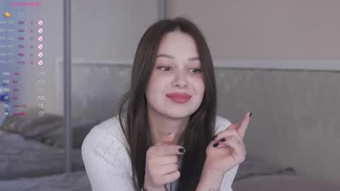 Snapshot of chillgirlll chatting on 05-07-26, 05:46 Nicole online show from 05-07-26, 05:46