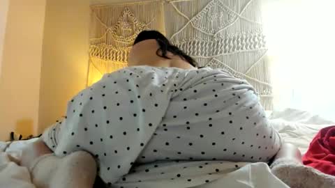 Snapshot of chillwithcamii chatting on 03-03-26, 12:33 yoursensualparadise online show from 03-03-26, 12:33