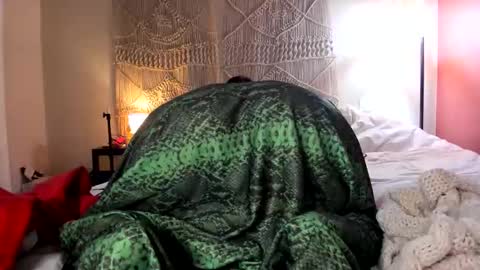 Snapshot of chillwithcamii chatting on 03-14-26, 09:53 yoursensualparadise online show from 03-14-26, 09:53