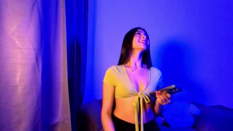 Snapshot of chinicr18 chatting on 03-22-26, 12:36 chinicr18 online show from 03-22-26, 12:36