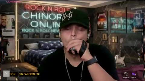 Snapshot of chinoroz chatting on 06-15-26, 10:56 Enrique online show from 06-15-26, 10:56