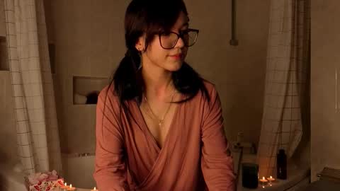 Snapshot of chiquitabures chatting on 02-06-26, 10:02 Leyna online show from 02-06-26, 10:02