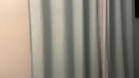 Snapshot of chitownaries82 chatting on 01-10-26, 08:49 Chitown Aries online show from 01-10-26, 08:49