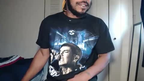 Snapshot of chitownsgod chatting on 05-15-26, 03:19 Antonio Brown online show from 05-15-26, 03:19