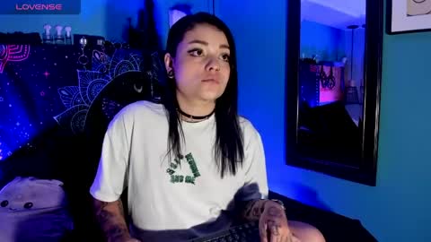 Chloeallennn  online show from 05-05-26, 01:08