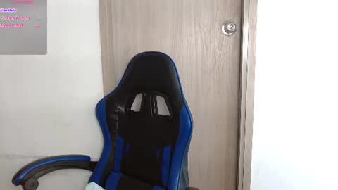 Abby 19 years online show from 06-19-26, 06:34