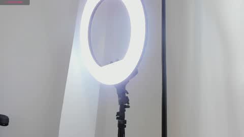 chloe online show from 04-01-26, 11:33