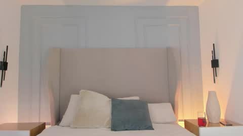 Chloe online show from 03-27-26, 11:54