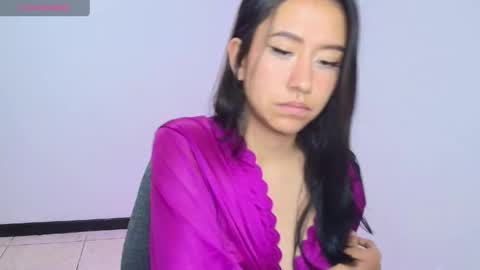 Snapshot of chloe_desire11 chatting on 05-13-26, 10:23 chloe_desire11 online show from 05-13-26, 10:23