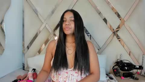 Chloe online show from 06-20-26, 12:30