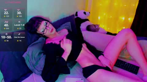 Snapshot of chloe_lorelai chatting on 01-20-25, 04:45 Chloe-Lorelei online show from 01-20-25, 04:45