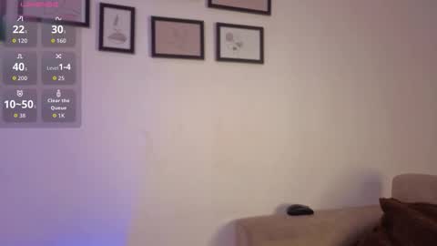 Snapshot of chloe_madisson chatting on 02-24-26, 02:37 chloe online show from 02-24-26, 02:37